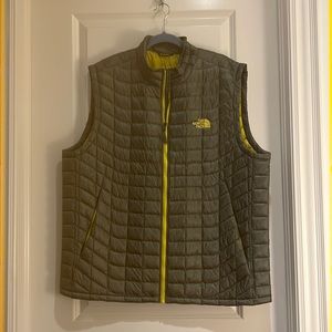 NORTH FACE VEST